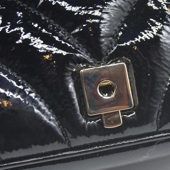 $1850 Gucci Mini Marmont quilted leather cross-body bag - Picture 12 of 15